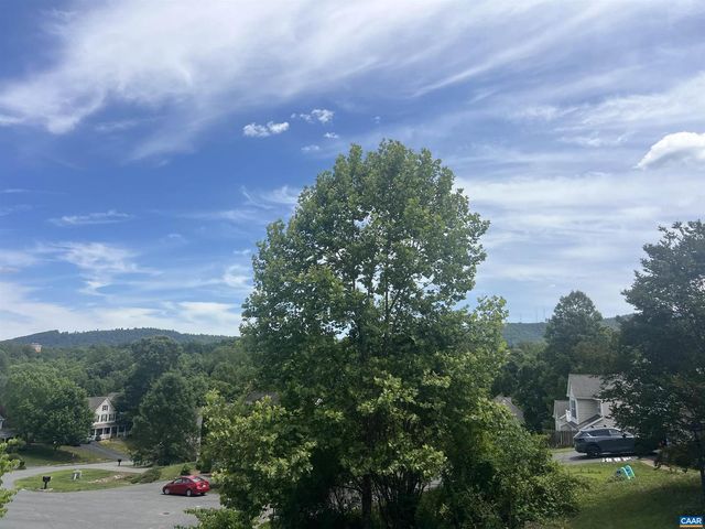 560 ROLLING VALLEY CT, Charlottesville, VA 22902