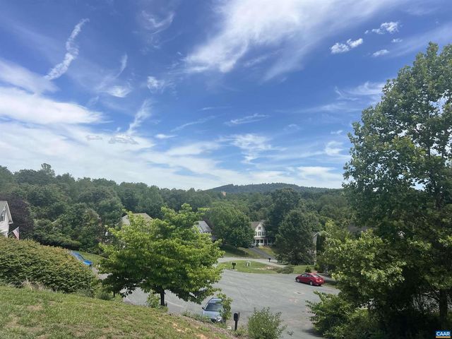 560 ROLLING VALLEY CT, Charlottesville, VA 22902