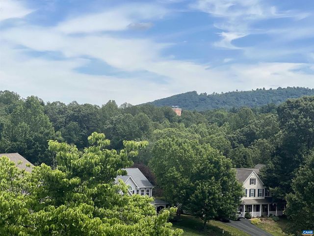 560 ROLLING VALLEY CT, Charlottesville, VA 22902