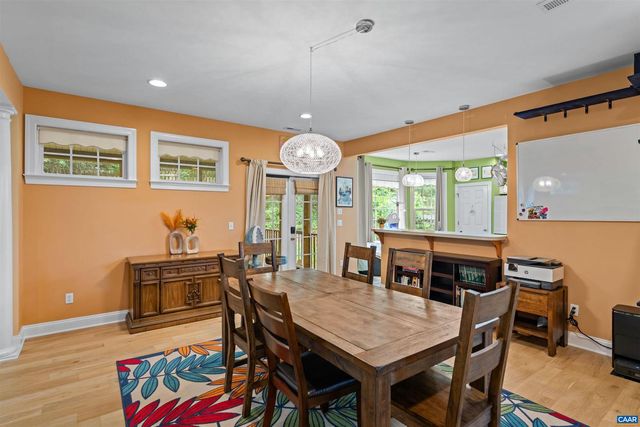 560 ROLLING VALLEY CT, Charlottesville, VA 22902