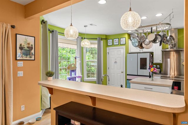 560 ROLLING VALLEY CT, Charlottesville, VA 22902