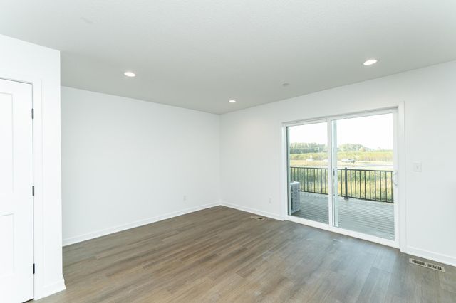 1105 Century Village Lane NE, Rochester, MN 55906