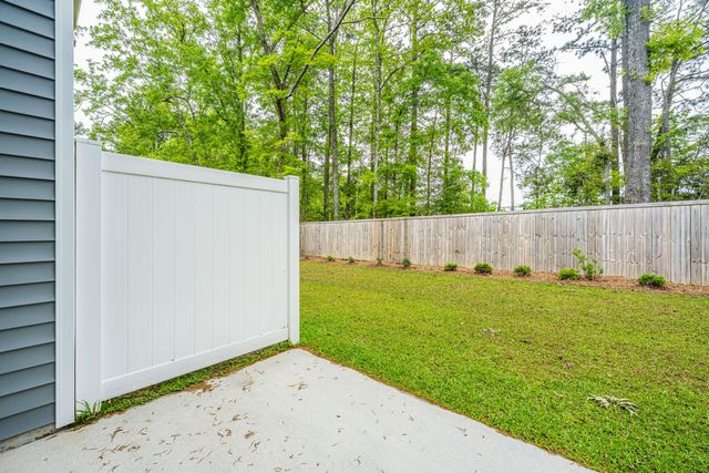2102 Scarlett Maple Street, Summerville, SC 29486