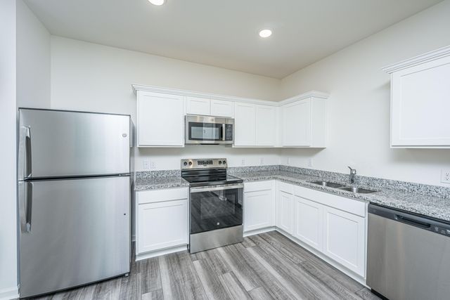 2102 Scarlett Maple Street, Summerville, SC 29486