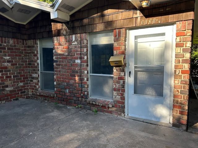 3101 Rufe Snow C, Richland Hills, TX 76118