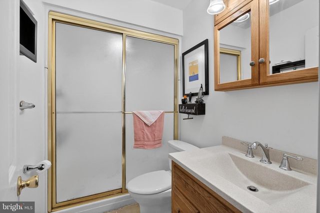 17 FAWNHOLLOW CT, Medford, NJ 08055