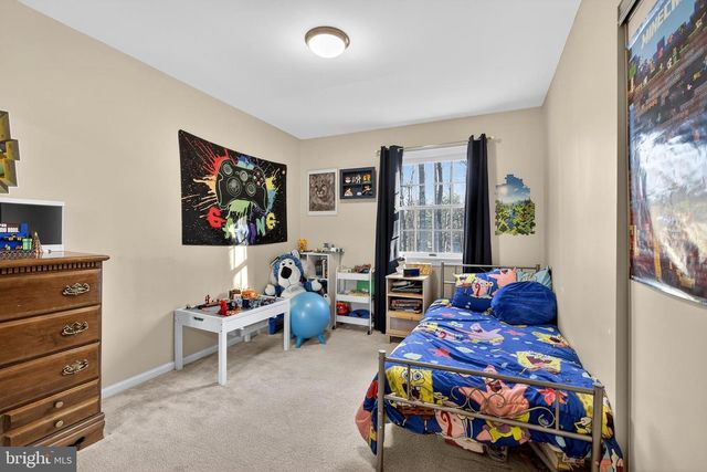 17 FAWNHOLLOW CT, Medford, NJ 08055