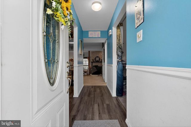 17 FAWNHOLLOW CT, Medford, NJ 08055