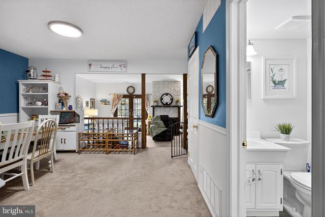 17 FAWNHOLLOW CT, Medford, NJ 08055