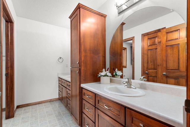 231 BOSWORTH LANE, Neenah, WI 54956