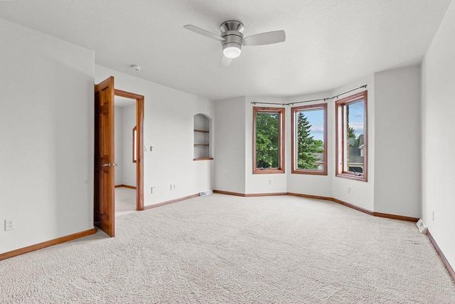 231 BOSWORTH LANE, Neenah, WI 54956