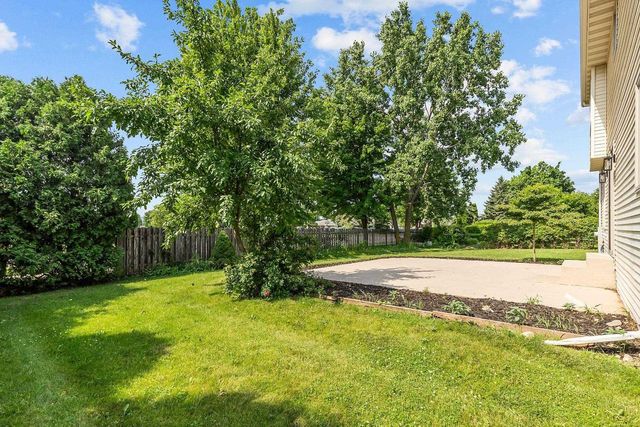 231 BOSWORTH LANE, Neenah, WI 54956