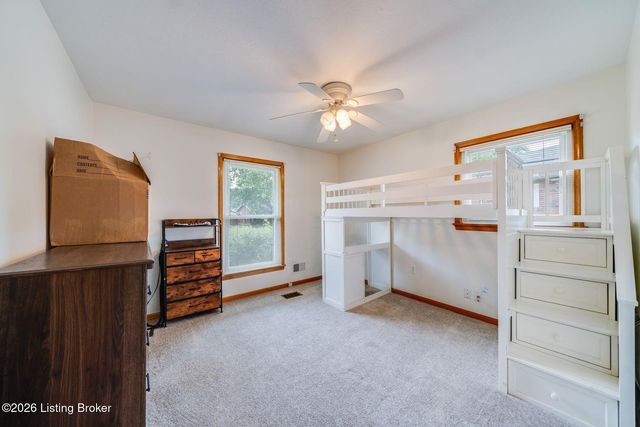 7505 Jamaica Dr, Louisville, KY 40214