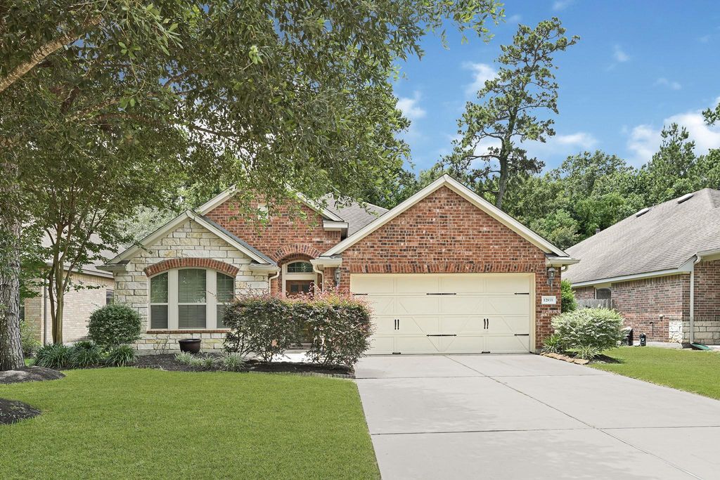 12818 Bridle Springs Lane, Houston, TX 77044