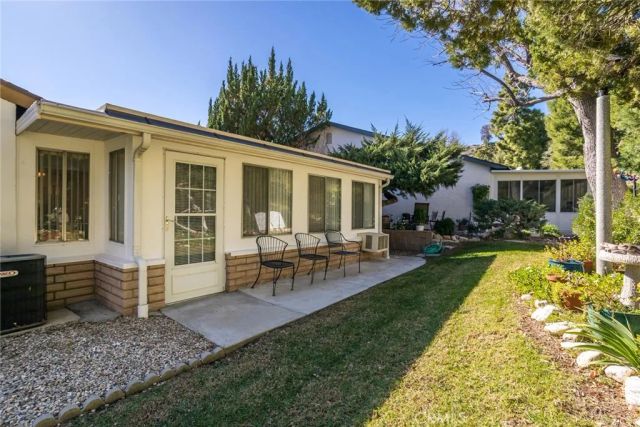 26856 Oak Branch Circle, Newhall, CA 91321