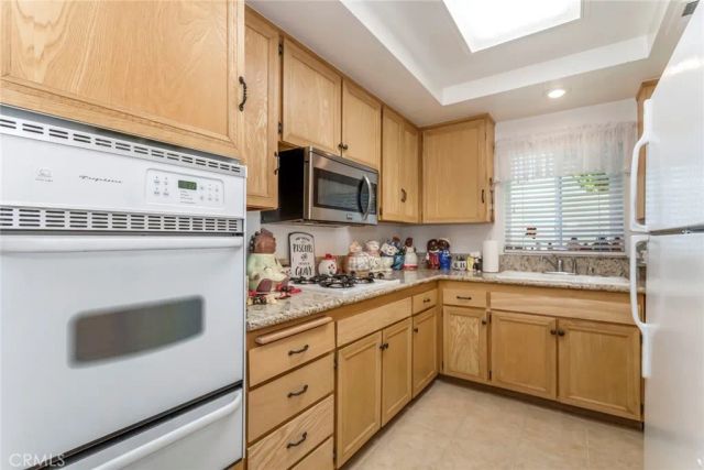 26856 Oak Branch Circle, Newhall, CA 91321