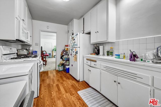 1610 E Carson Street, Long Beach, CA 90807