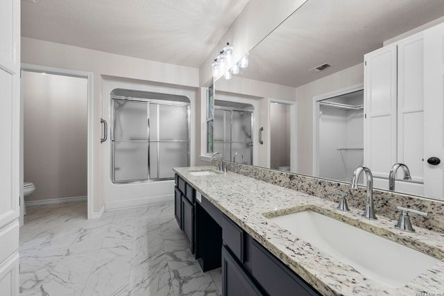 126 Hunter Ridge Rd, San Marcos, TX 78666