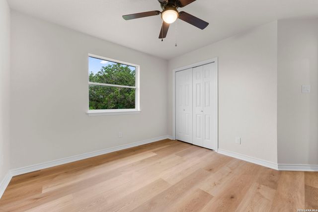 126 Hunter Ridge Rd, San Marcos, TX 78666