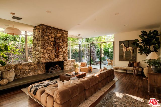 1151 Angelo Drive, Beverly Hills, CA 90210