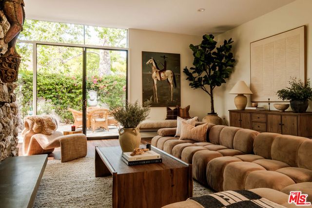1151 Angelo Drive, Beverly Hills, CA 90210