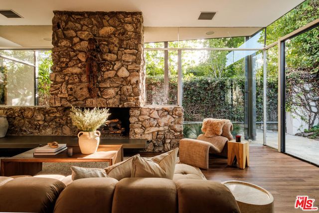 1151 Angelo Drive, Beverly Hills, CA 90210