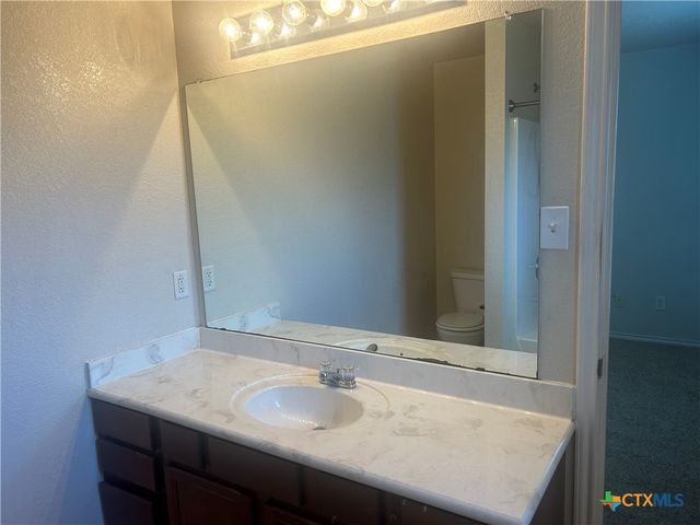 1305 Copper Creek Drive, Killeen, TX 76549
