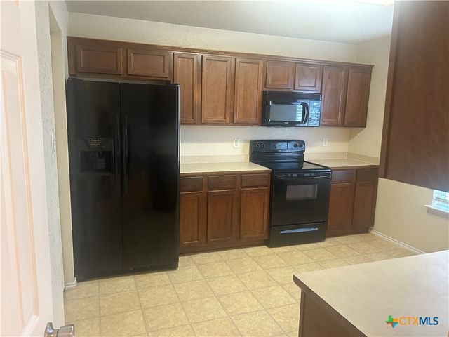 1305 Copper Creek Drive, Killeen, TX 76549