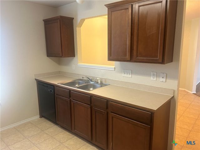 1305 Copper Creek Drive, Killeen, TX 76549