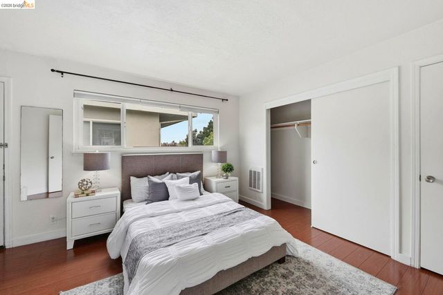 2450 Palmetto ST 4, Oakland, CA 94602