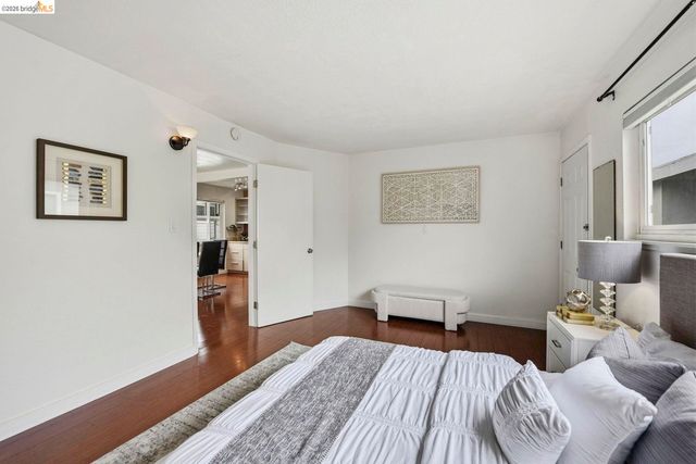 2450 Palmetto ST 4, Oakland, CA 94602