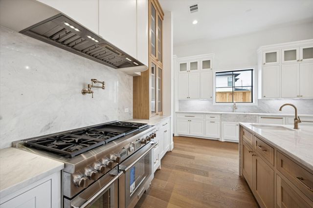 1236 Martin Street, Houston, TX 77018