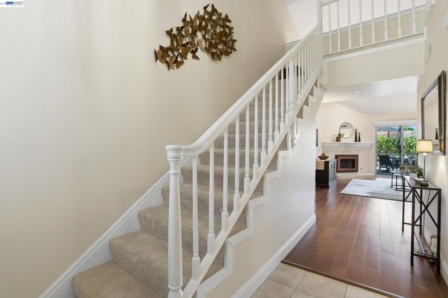 1825 Crestline Rd, Pleasanton, CA 94566