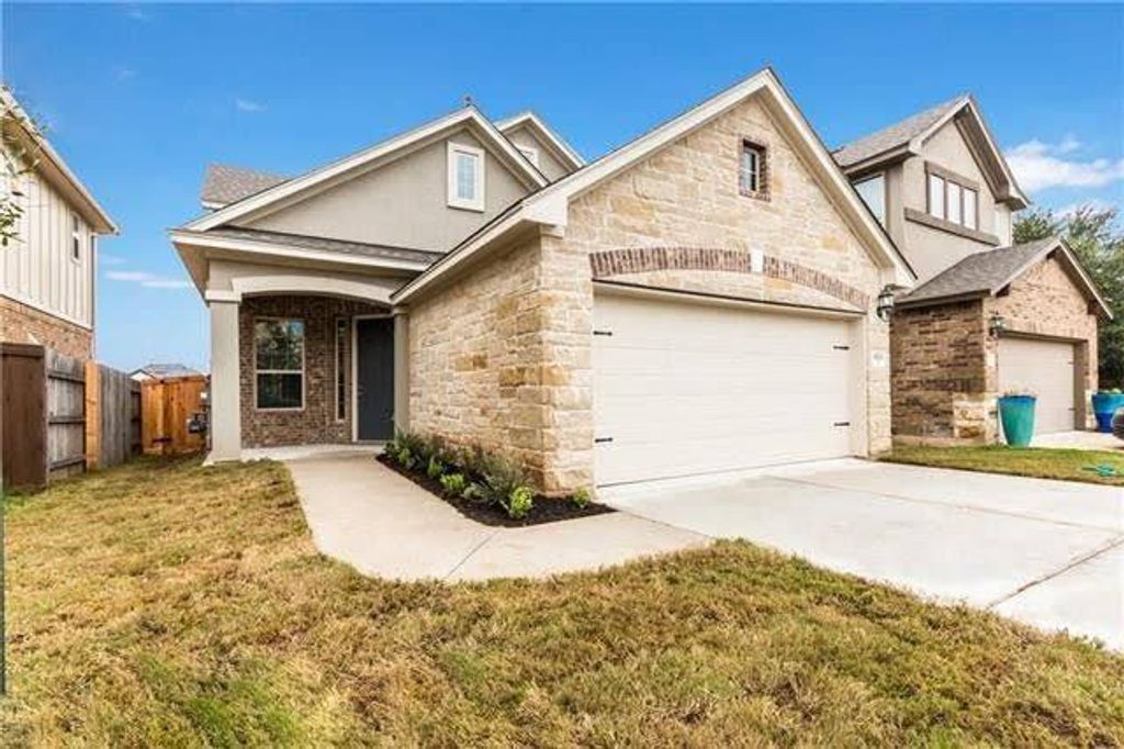 9529 Hunter LN, Austin, TX 78748