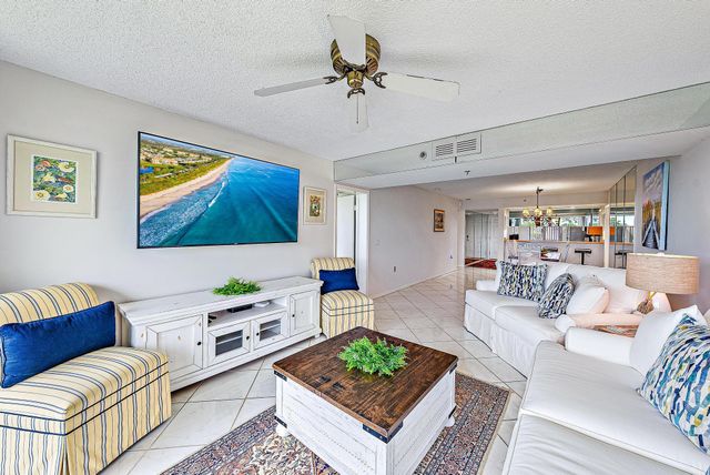 601 S Seas Drive 106, Jupiter, FL 33477
