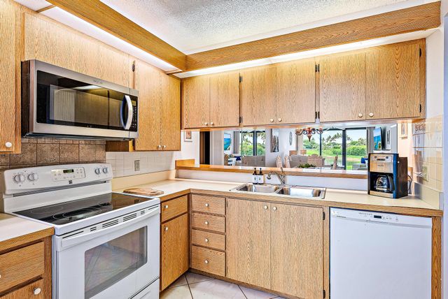 601 S Seas Drive 106, Jupiter, FL 33477