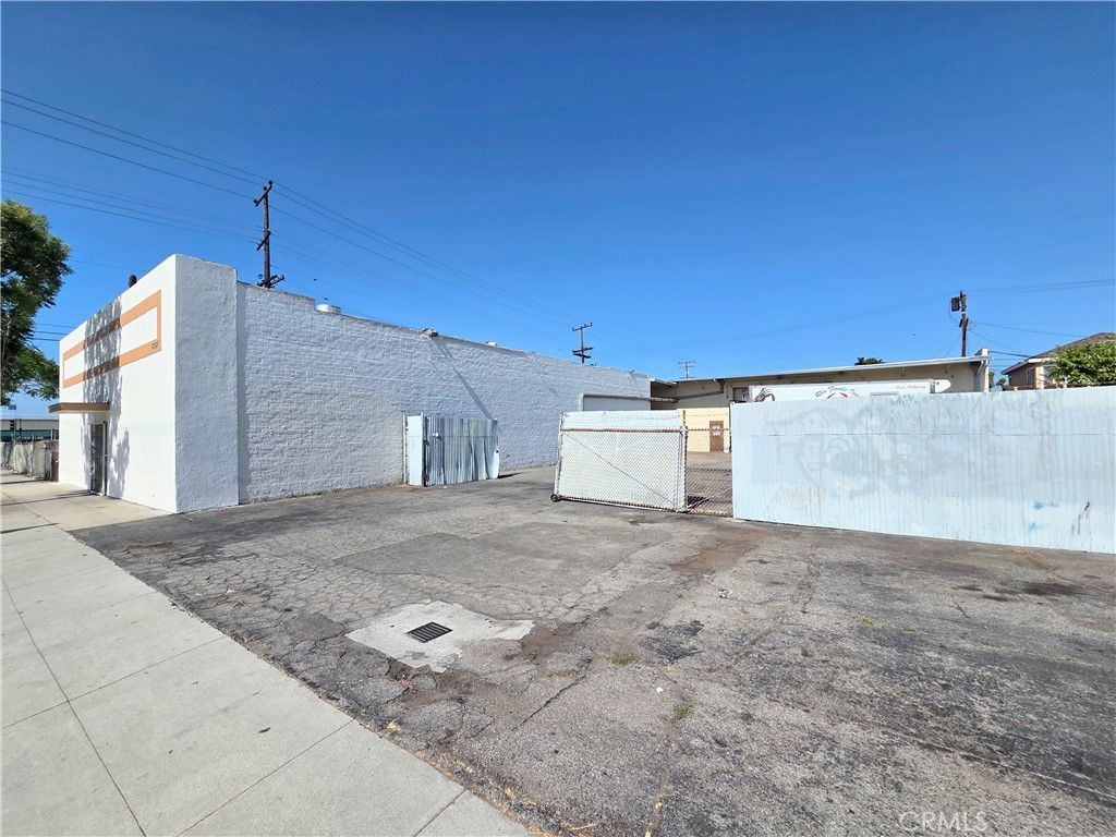 8181 State Street, South Gate, CA 90280 — photo 2