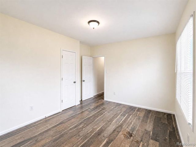 5081-5083 Buckingham Avenue, Detroit, MI 48224