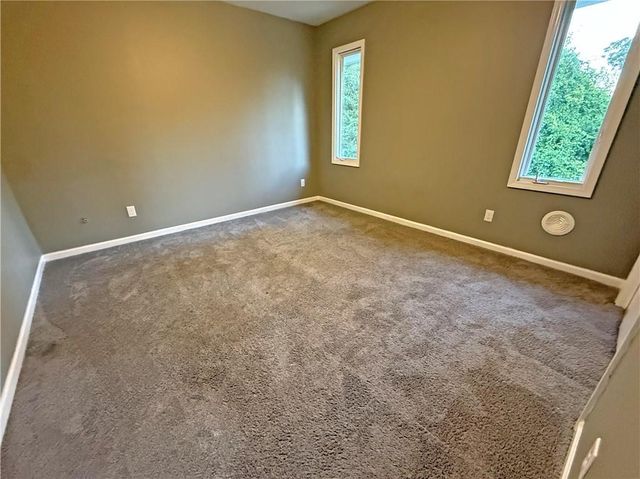 5510 NW Verlin Drive, Parkville, MO 64152