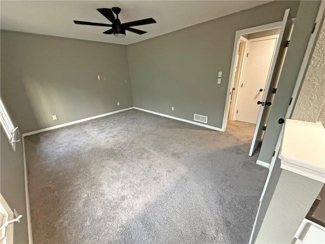 5510 NW Verlin Drive, Parkville, MO 64152