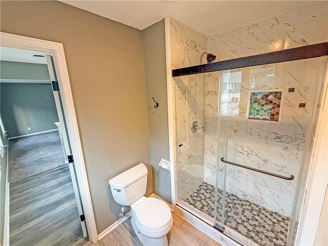 5510 NW Verlin Drive, Parkville, MO 64152