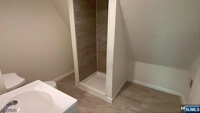 120 7th Street 3, Newark, NJ 07107