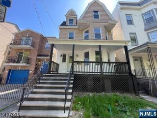 120 7th Street 3, Newark, NJ 07107