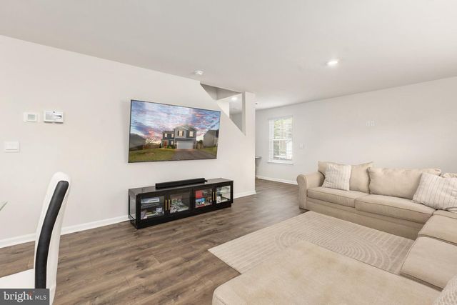 3270 WHITE TAIL DR, Locust Grove, VA 22508