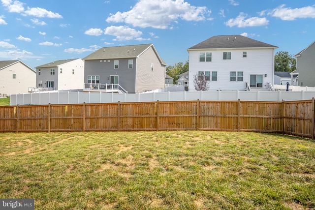 3270 WHITE TAIL DR, Locust Grove, VA 22508