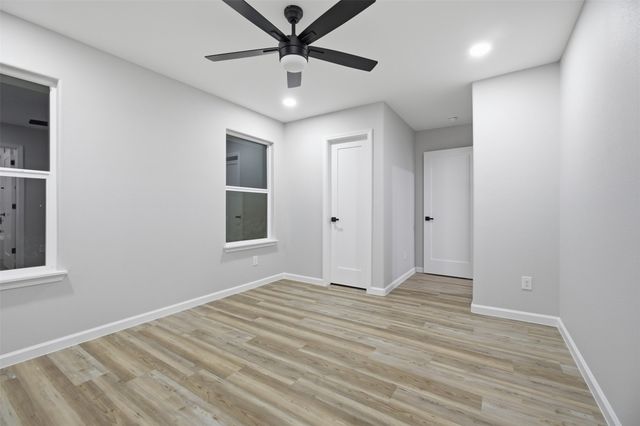 214 W Madison Street, Hillsboro, TX 76645