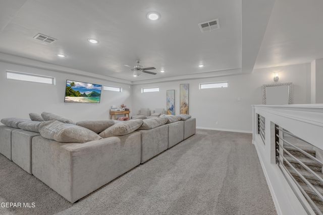 572 Pine Valley Place, Horizon City, TX 79928