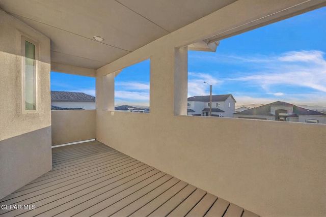 572 Pine Valley Place, Horizon City, TX 79928