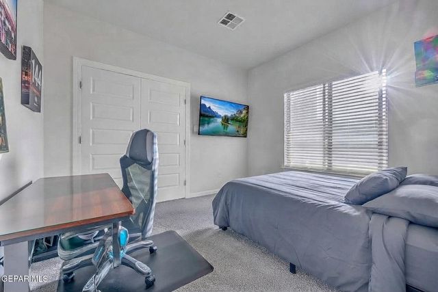 572 Pine Valley Place, Horizon City, TX 79928