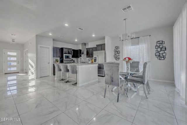 572 Pine Valley Place, Horizon City, TX 79928